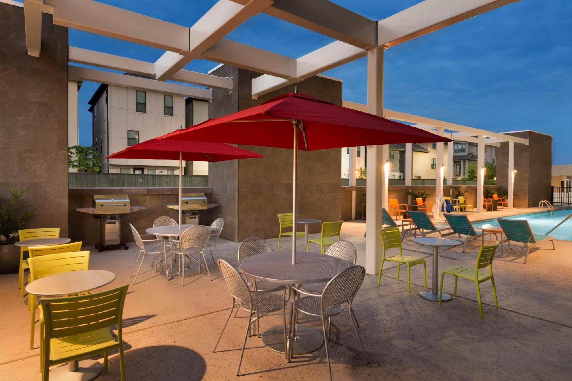 Home2 Suites By Hilton Houston Energy Corridor Exterior photo